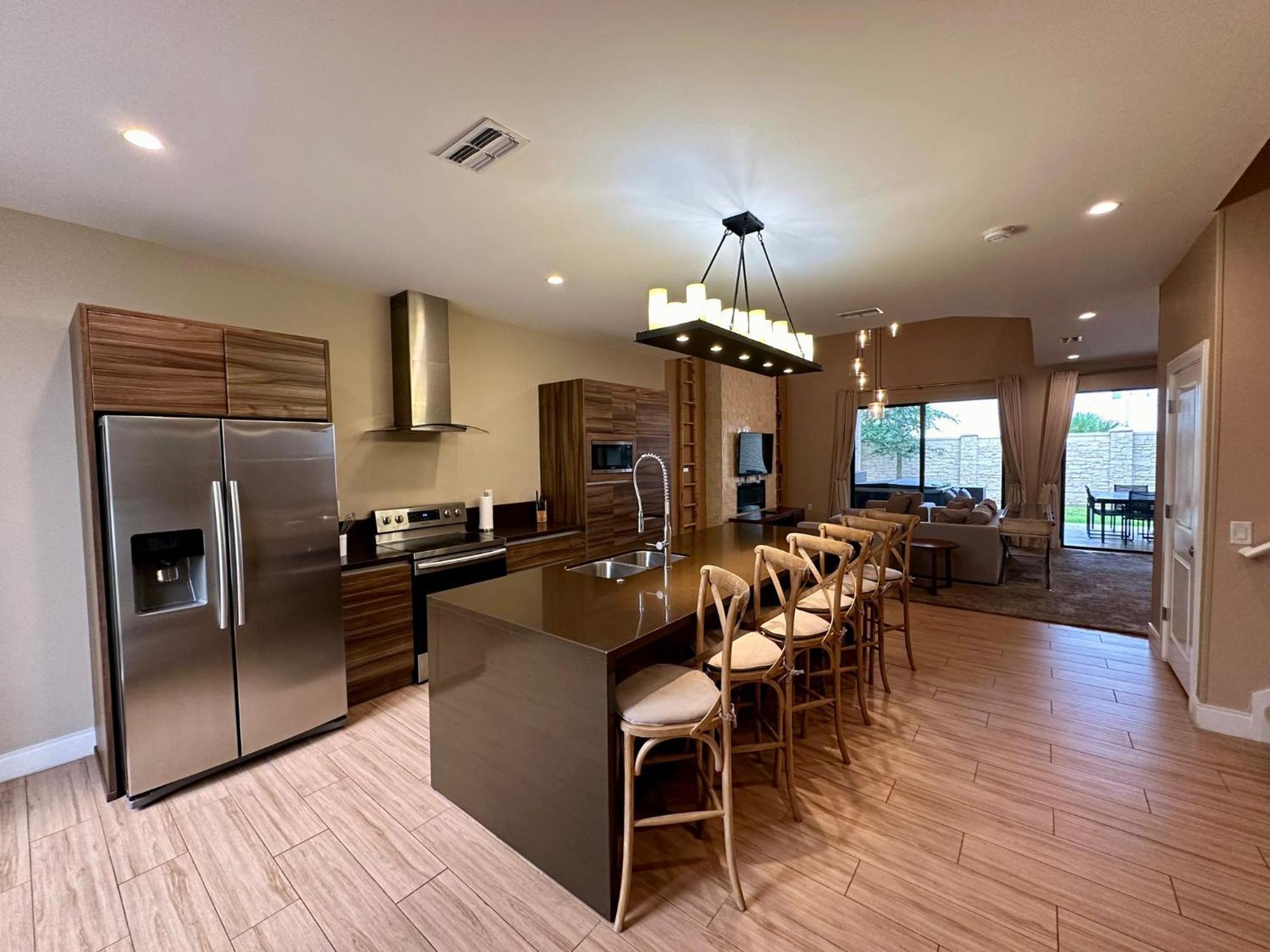 Luxury Home In Orlando With Private Hot Tub - 7 Min From Disney Parks - 3 Bedrooms And 4 Bathrooms! Exterior photo
